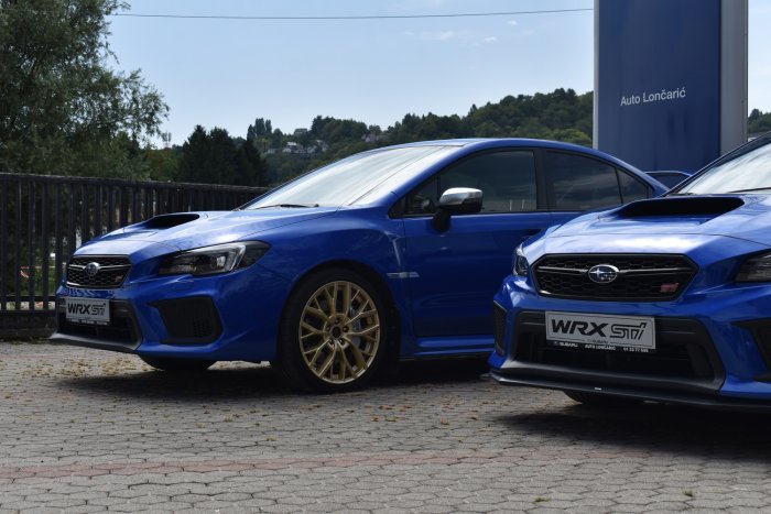 Subaru IMPREZA 2,5 WRX STI LEGENDARY edition - Slika 2